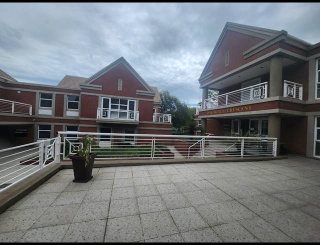 166M² OFFICE TO LET IN VORNA VALLEY
